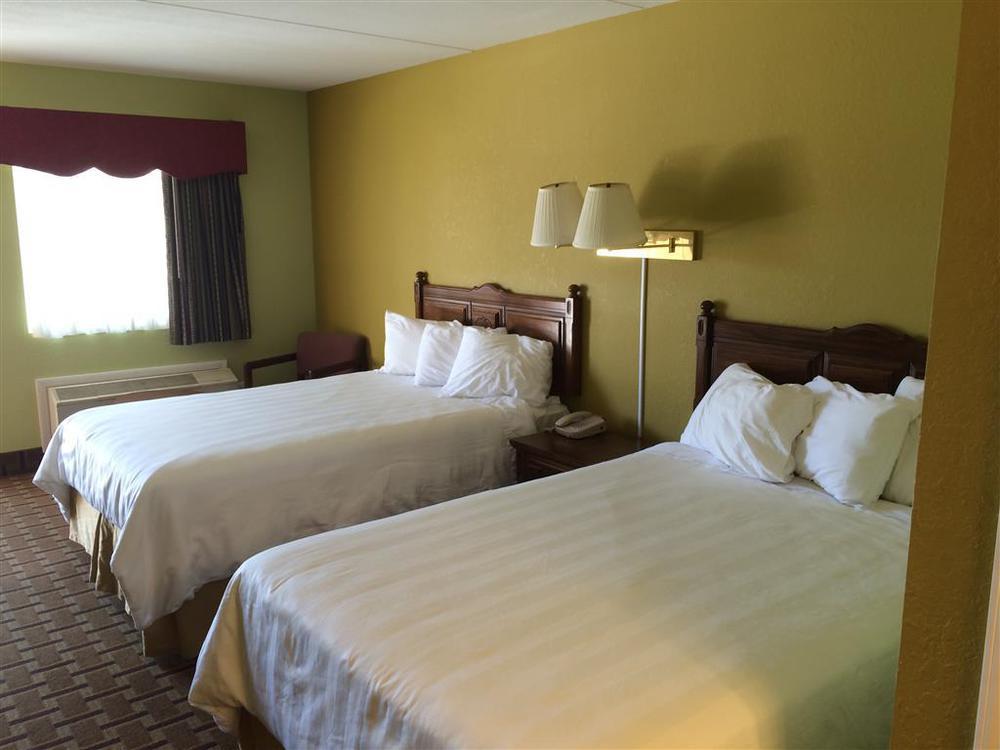American Inn Princeton Room photo